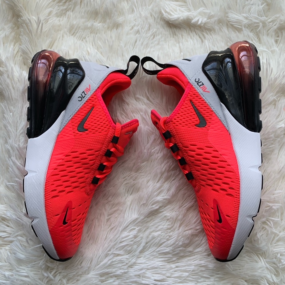 Nike Air Max 270 - Picture 4 of 6